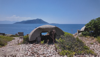 Parajsa mbi mina, nga historia ushtarake tek projekti luksoz, çfarë fsheh Sazani?