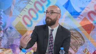 Zv/ministri i ekonomisë shpjegon forcimin e lekut: Ka shumë euro në treg. Në 2025 më shumë valutë ka hyrë sesa ka dalë
