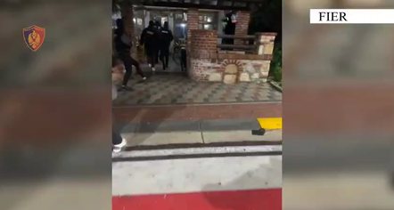 I dënuar më parë për vrasje, lëvizte i armatosur, arrestohet Petrit Mernica. I biri vrau efektin e policisë në Fier