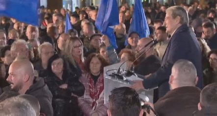 Berisha improvizon bisedën në Kryeministri: Rama kërkon të shpëtojë veten, jo Ballukun