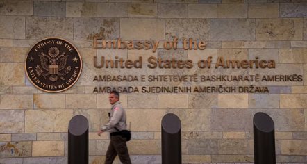 Shkarkimi i Kelmendit nga pozita në KPK: Ambasada amerikane bën thirrje për respektim të ligjeve