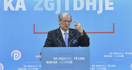 Vendimi për pezullimin e Ballukut, Berisha në mbrojtje të SPAK dhe GJKKO: Nuk kanë shkelur ligjin