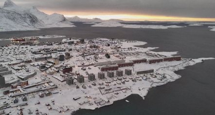 Direktiva e brendshme e NATO, admirali amerikan do të mbrojë Groenlandën kundër Trump