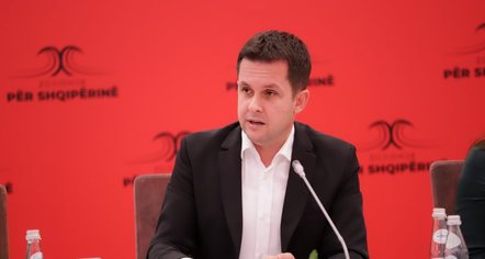 “Shqipëria në emergjencë kombëtare”, Alimehmeti: Qeveria po na vjedh të ardhmen e fëmijëve, duhet reagim i fortë qytetar