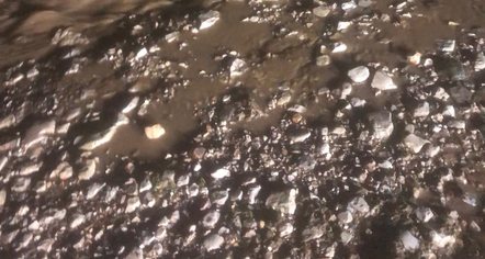 Përroi del nga shtrati në Kordhocë të Gjirokastrës, izolohen 25 familje