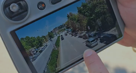 Semaforët e rinj në qytet, Policia e Vlorës nis monitorimet me dron