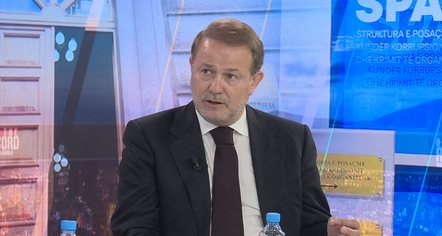 “Atje është nami, nuk i dihet fundi”, deputeti demokrat bën deklaratën e fortë: Po krijohet AKSHI 2