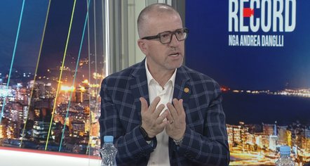 “Deputetët e PD të futen atje te vendi”, ish-prokurori: Le të sakrifikohen dhe t’i nxjerrin provat që kanë