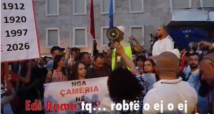 Rama poston videon ku e shajnë protestuesit: Nëse ky është vizioni juaj... Ju pres të ulemi ku të doni dhe kur të doni