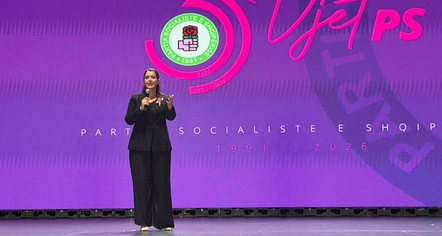 Socialistët e Tiranës festojnë 35-vjetorin e partisë, Manastirliu: Mirënjohje themeluesve të PS
