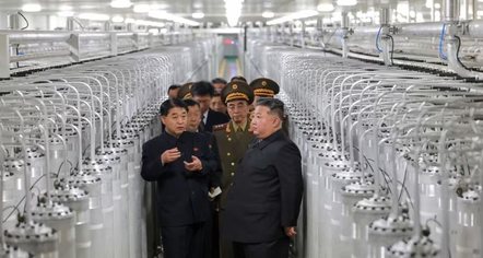 Kim Jong Un inspekton centralin e ri bërthamor, planifikon rritje ekspondenciale të prodhimit 