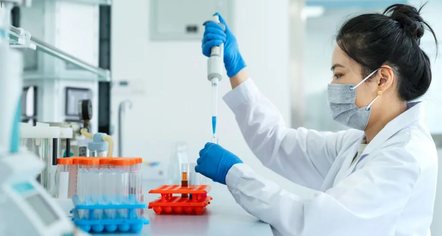 Krijohet vaksina e parë në botë nga Inteligjenca artificiale kundër koronaviruseve