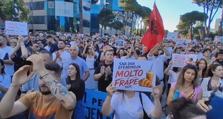 Të rinjtë në shesh, Berisha: Mbështesim plotësisht protestën e qytetarëve