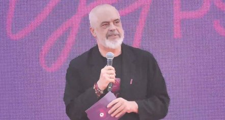 Rama ironizon influencerët për protestën e Zvërnecit: Shqipëria nuk është rezervati juaj 