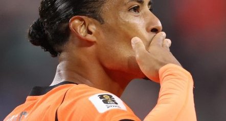 Van Dijk e mbyll me Holandën pas Botërorit