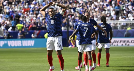 Mbappe mposht Senegalin dhe vendos rekord