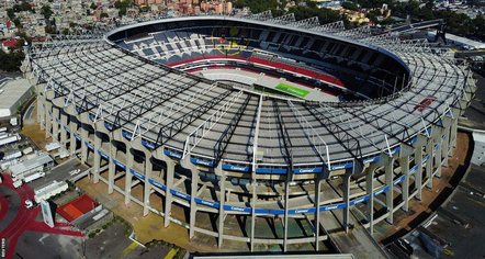 Spektakël dhe emocione, 16 stadiumet që do të zhvillohet Botërori