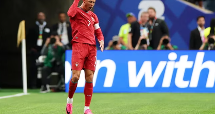 Ronaldo mburret pas dygolëshit: Kam 23 vite që i mbyll gojën kritikëve