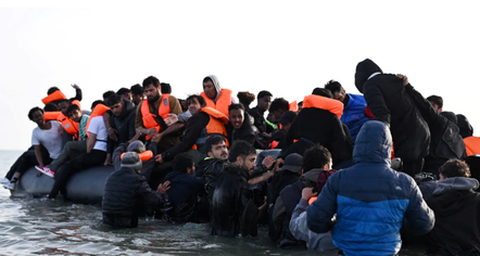 Shqiptarët kryesojnë rastet e rikthimit të emigrantëve të deportuar në Britani, mijëra hyrje të përsëritura 