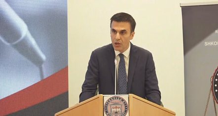 Gërshetimi i transparencës me ruajtjen e sekretit, Çela tregon sfidën në një kohë kur informacioni qarkullon me shpejtësi