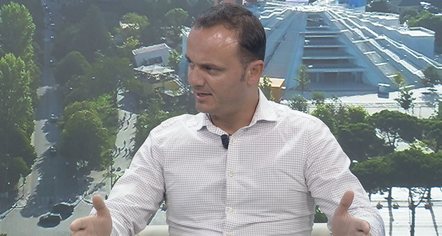 “Gjarpërinjtë e mëdhenj nuk janë helmues”, biologu sqaron rastet kur janë të rrezikshëm