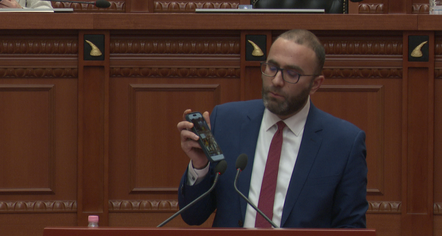 Bien interpelanca dhe dy mocione, PD kërkon debat për protestën, PS flet për kauzë të humbur