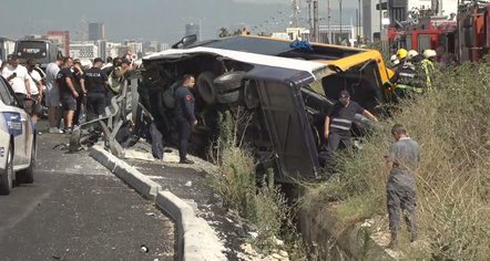 Përplasja me 90 km/orë dhe asnjë shenjë frenimi, shoferi i autobusit dyshohet se humbi ndjenjat pak para aksidentit