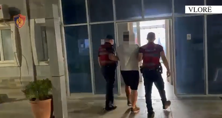 Arrestohet 32-vjeçari në Vlorë, i sekuestrohen armë, municion dhe radio  