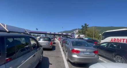 Fluks i madh në Morinë, mbi 11 mijë qytetarë hyjnë në Shqipëri në vetëm katër orë