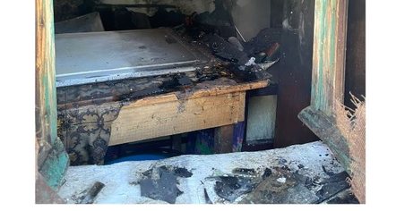 Plas bombola, digjet banesa në Rrëmbec
