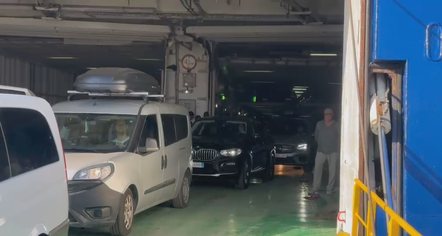 Sezoni veror, nis fluksi i vizitorëve edhe nga porti i Vlorës