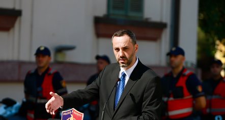 23 motomjete të reja të financuara nga pasuritë e krimit, Lamallari flet për protestat: Policia nuk përgjigjet me emocion, por me ligj
