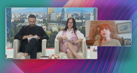 Revolta e aktivistes me të rinjtë: Femrat përdorin fjalor vulgar e vrasës