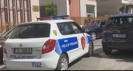 Shakaj akuzohet se vrau shokun, u fsheh 10 ditë në Elbasan. Përdorte shtëpi me qira ditore