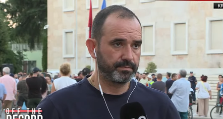 “Në shtator presim ndryshime të mëdha”, organizatori i protestës: S’kemi lidhje me review-t negative për bizneset