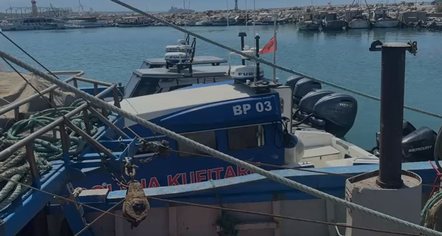 11 emigrantë lëshojnë sinjal SOS në det pranë grykëderdhjes së Vjosës, shpëtohen nga Policia Kufitare