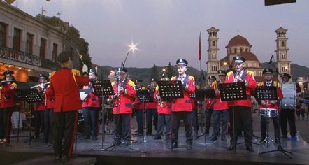Lulufest në Korçë, muzikë frymore me mbi 200 instrumentistë nga vendet fqinje