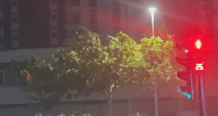 Dy të vdekur dhe disa të plagosur, pasojat e stuhisë që preku Shqipërinë, rreziku s'ka kaluar 