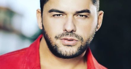 E dhimbshme/ndërron jetë këngëtari i njohur Shpat Kasapi