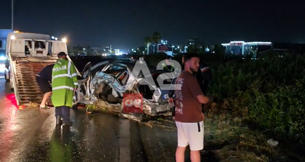 Aksident i rëndë në autostradën Tiranë-Durrës, dy të plagosur dërgohen me urgjencë në spital