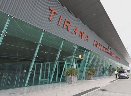 Po hynte në territorin shqiptar nga Rinasi, deportohet Imam Imran Hoseini