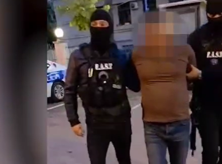 Kapet në Tiranë shqiptari i akuzuar për kultivim kanabisi në Gjakovë