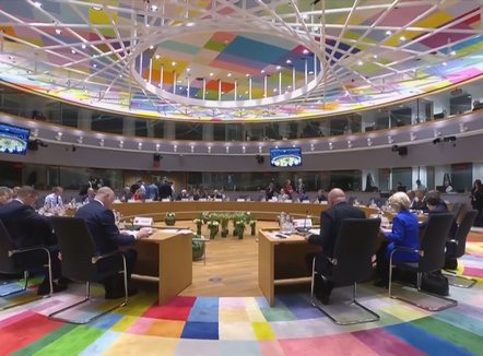 “Nuk jam djalë i keq”, bllokoi kredinë për Ukrainën, mbrohet kryeministri belg