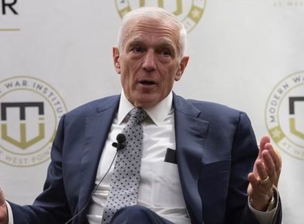 Ish-Gjenerali amerikan Wesley Clark konfirmohet si dëshmitar në mbrojtjen e Thaçit