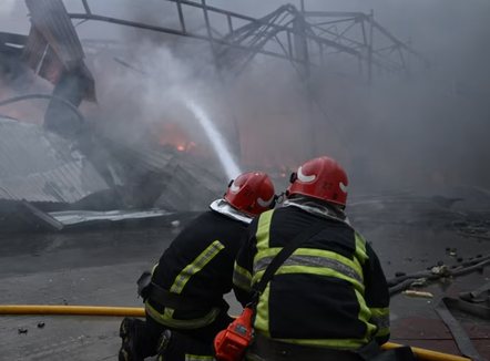 Të paktën dy të vrarë në Kiev pas sulmeve ajrore ruse