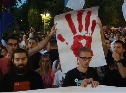 Çfarë duan të arrijnë studentët serbë?