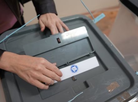 Diaspora nis votimin për raundin e dytë të zgjedhjeve lokale në Kosovë