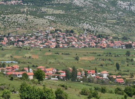 Parku frenon investimet, Pusteci “mbetet thatë” edhe me Paketën e Maleve
