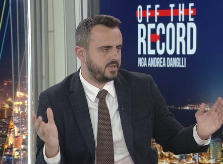 A do nisë Berisha një foltore të dytë? Xhaferri: S'na duhet rebelim, por një tur me bazën