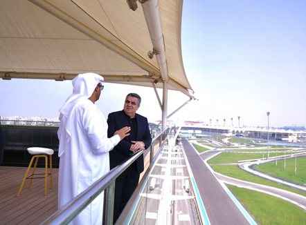 Ministri Gonxhja në Yas Marina Circuit: Diskutuam bashkëpunimin teknik për “Auto Moto Park Albania”